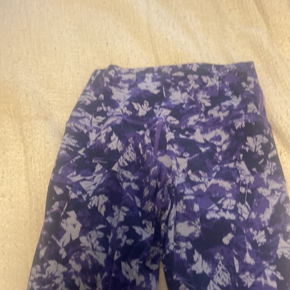 Ivivva purple print leggings - Picture 3 of 3